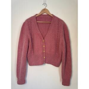 Vintage Hand Knit Feminine Darling Cozy SoftV-Neck Cardigan - Dusty Pink